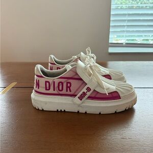 Authentic Dior- ID Leather and Rubber  Sneakers in Pink and White